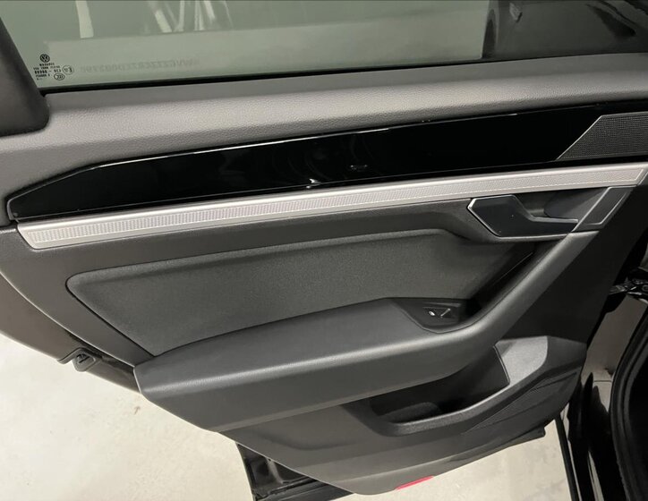 Volkswagen Touareg SUV 3,0 l 170 kw