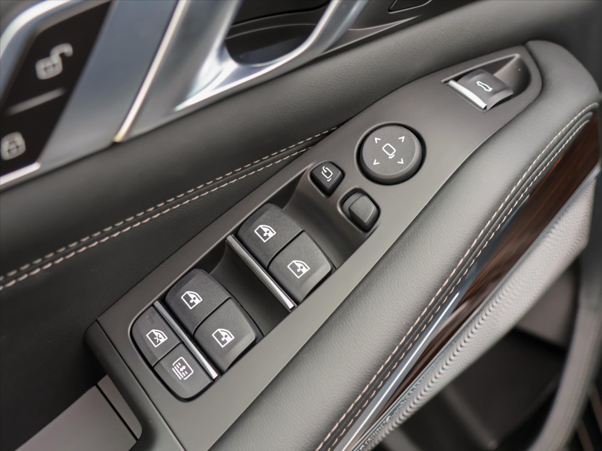 BMW X7 SUV / Terénní 3,0 l 259 kw