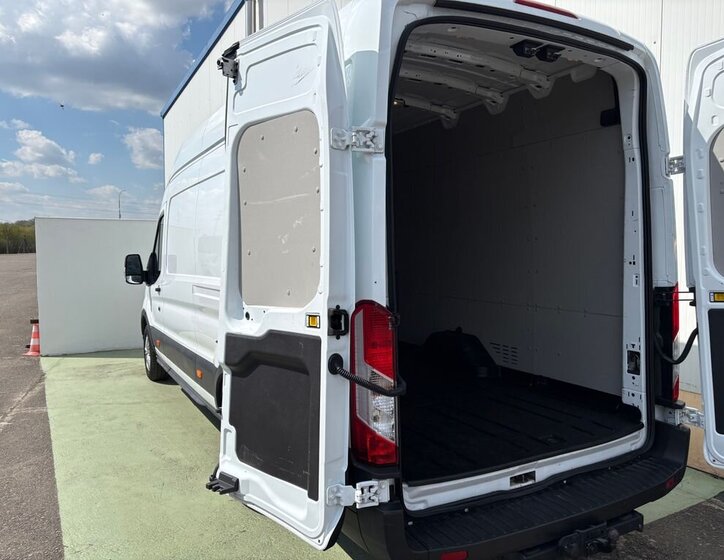 Ford Transit Skříň 2,0 l 77 kw