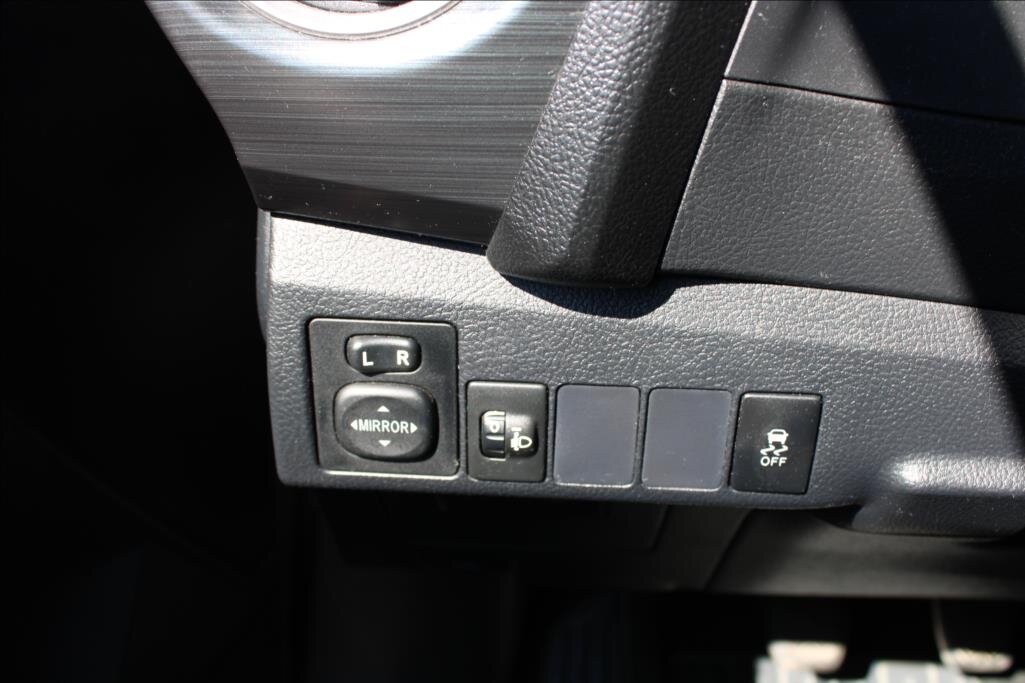 Toyota Auris Hatchback 1,3 l 73 kw