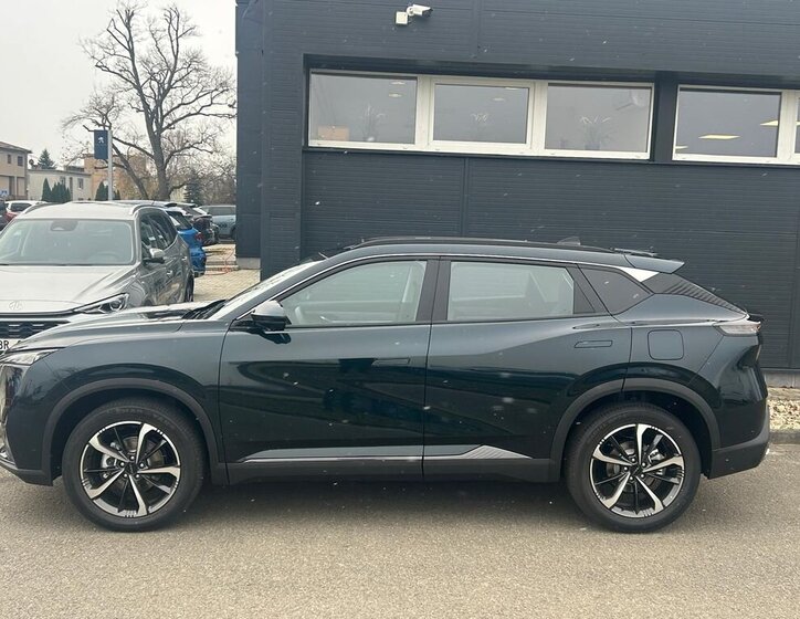 Dongfeng Ostatní SUV / Terénní 1,5 l 145 kw