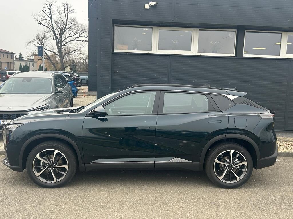Dongfeng Ostatní SUV / Terénní 1,5 l 145 kw