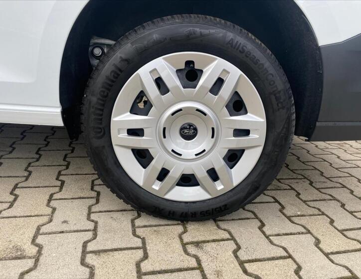 Ford Transit Connect 11