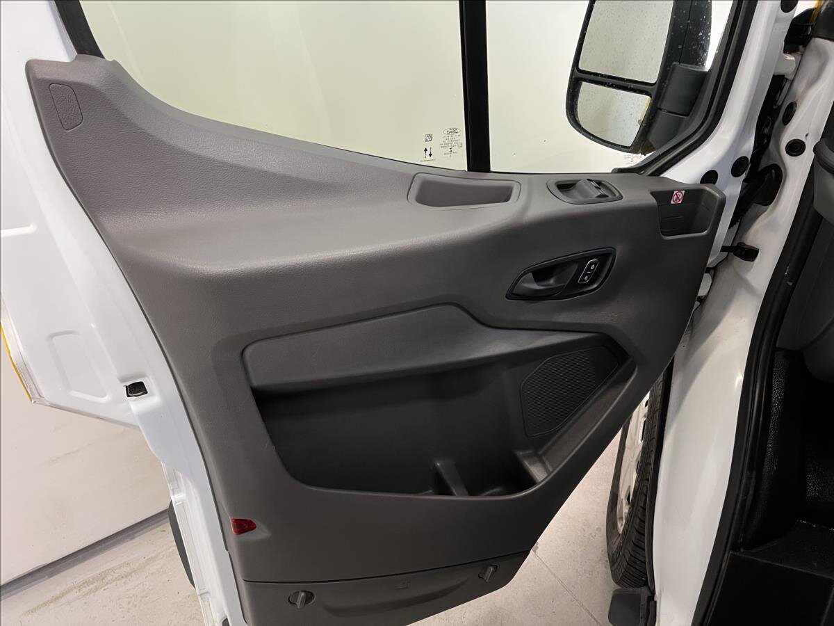 Ford Transit Kombi 2,0 l 125 kw