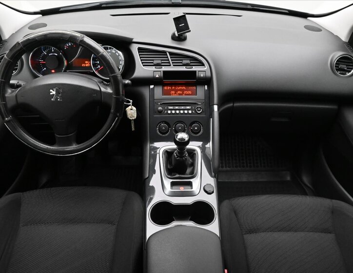 Peugeot 3008 MPV 1,6 l 82 kw