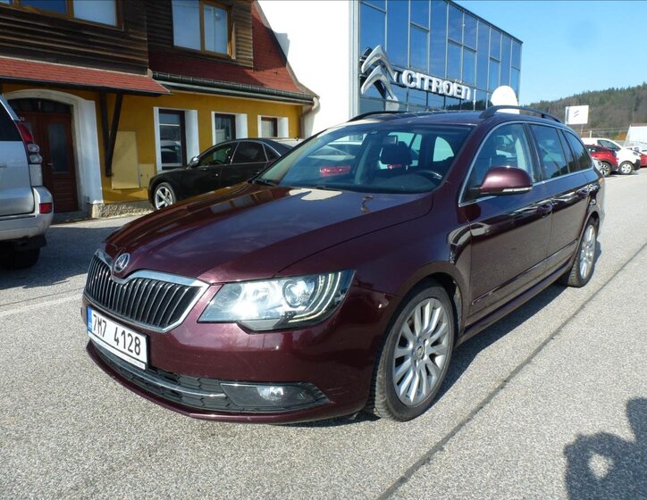 Škoda Superb Kombi 2,0 l 125 kw