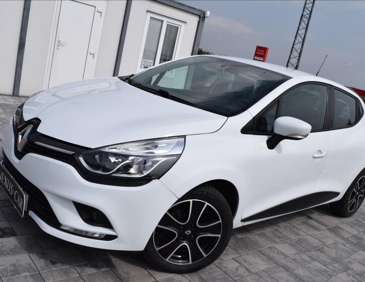Renault Clio Hatchback 1,1 l 54 kw