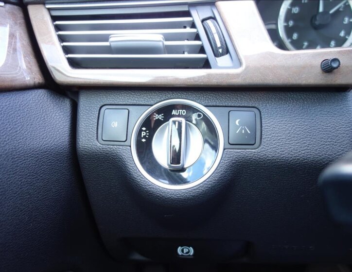 Mercedes-Benz Třídy E Kombi 3,0 l 195 kw