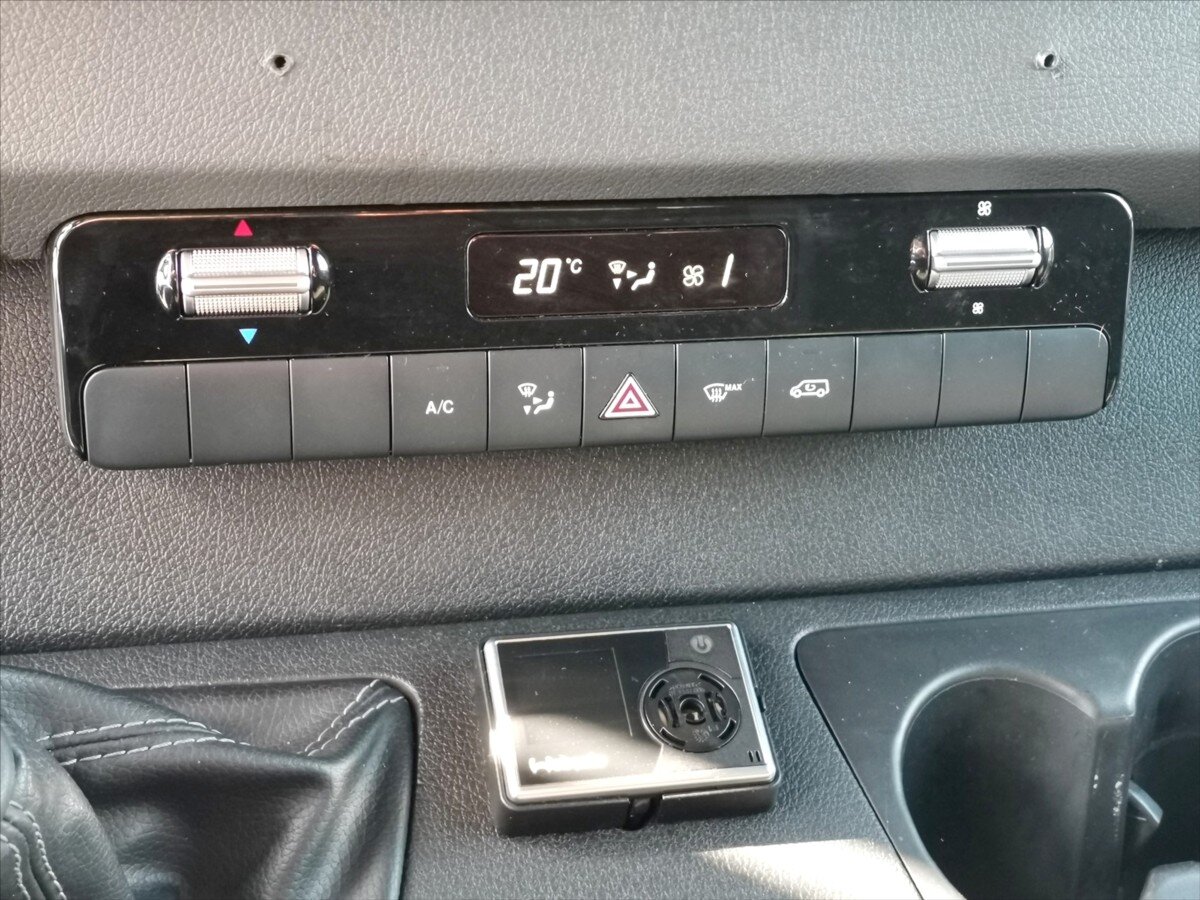 Mercedes-Benz Sprinter Valník 3,0 l 140 kw