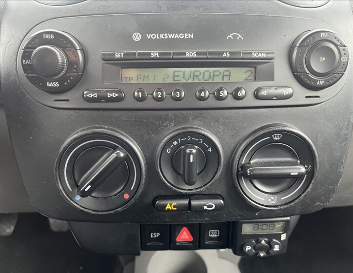 Volkswagen New Beetle Hatchback 1,6 l 74 kw