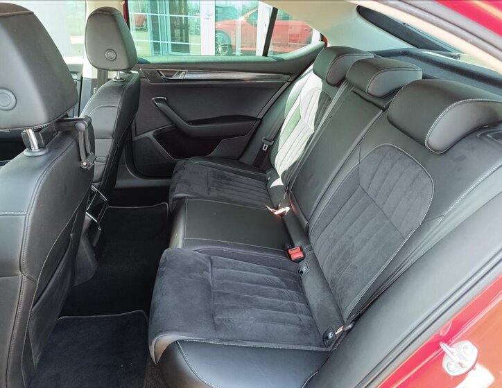 Škoda Superb Liftback 2,0 l 110 kw