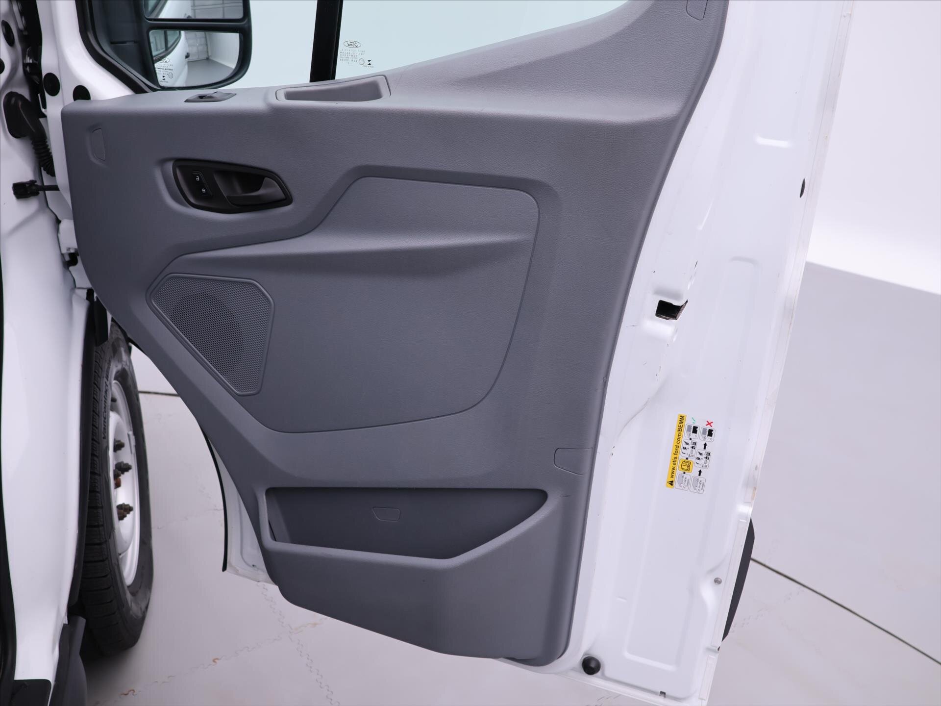 Ford Transit Skříň 2,0 l 125 kw