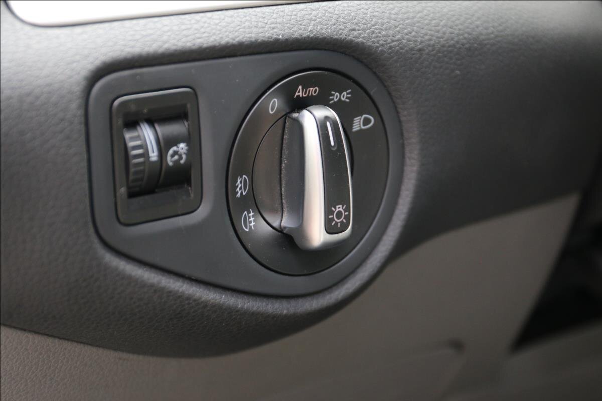 Seat Alhambra Kombi 2,0 l 103 kw