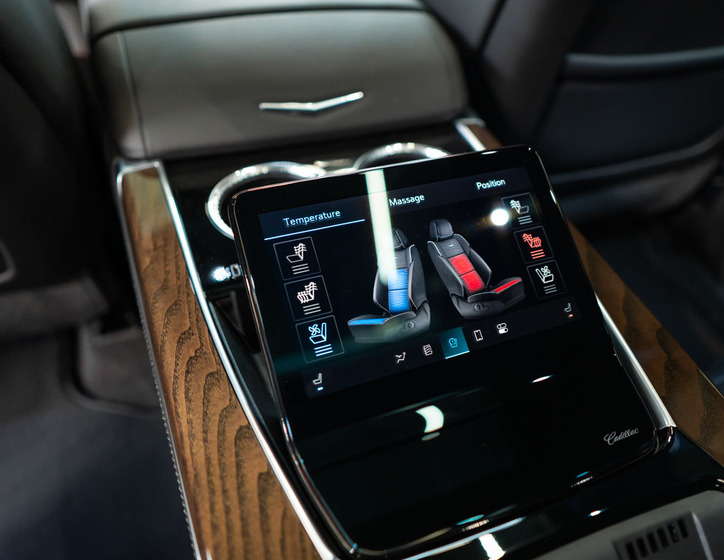 Cadillac Escalade 45