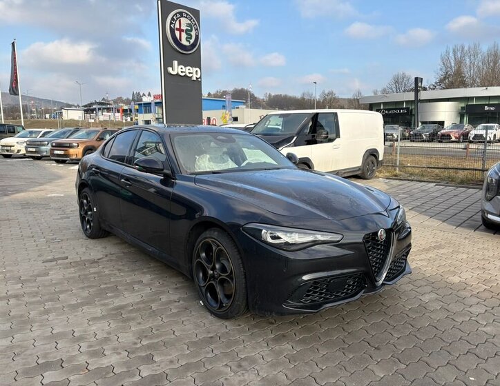 Alfa Romeo Giulia Sedan 2,0 l 206 kw