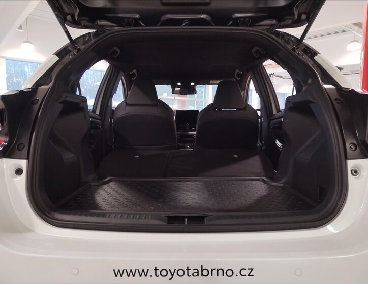 Toyota Yaris Hatchback 1,5 l 96 kw