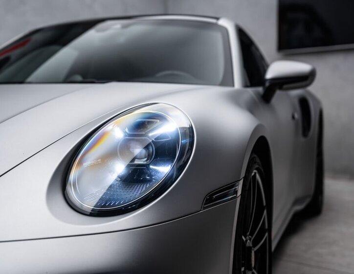 Porsche Ostatní Kupé 3,8 l 478 kw