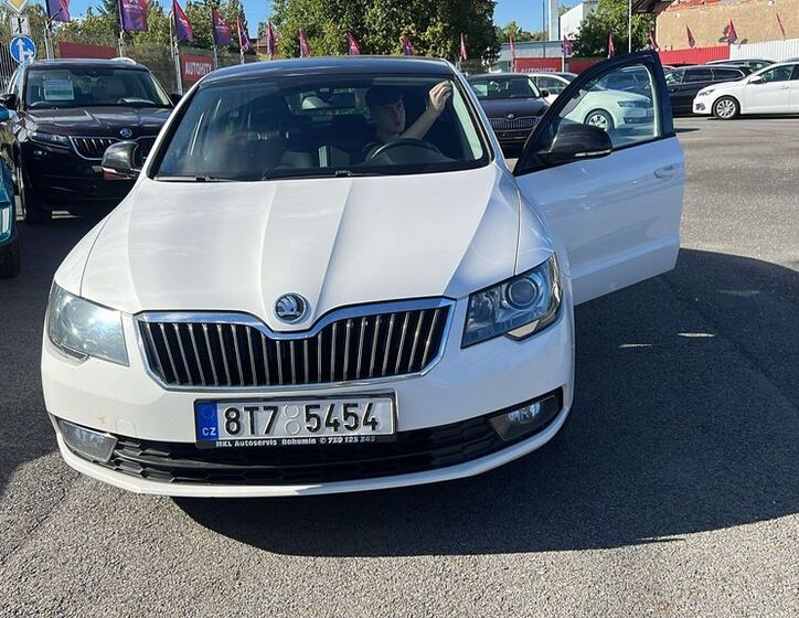 Škoda Superb 2