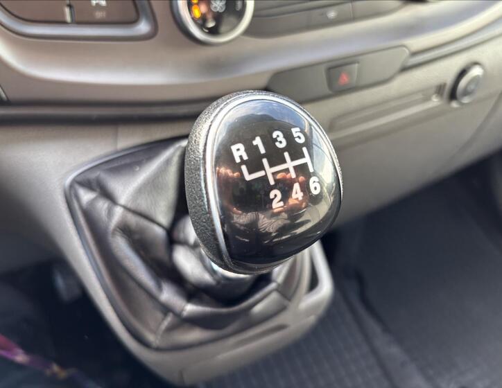 Ford Transit Custom 24