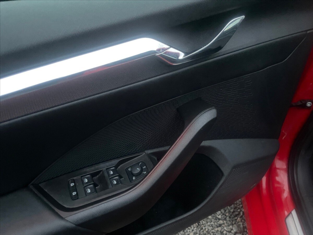 Škoda Octavia Kombi 2,0 l 85 kw