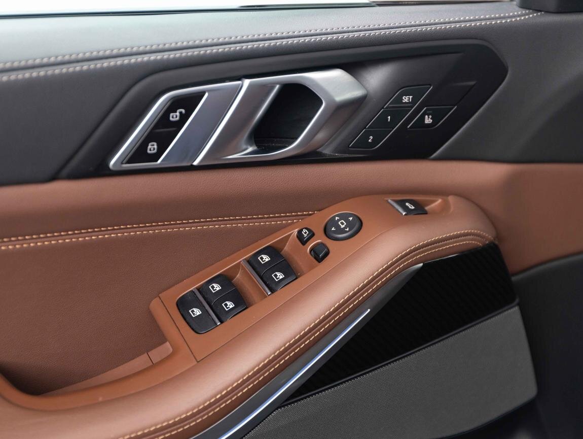 BMW X5 SUV / Terénní 3,0 l 360 kw