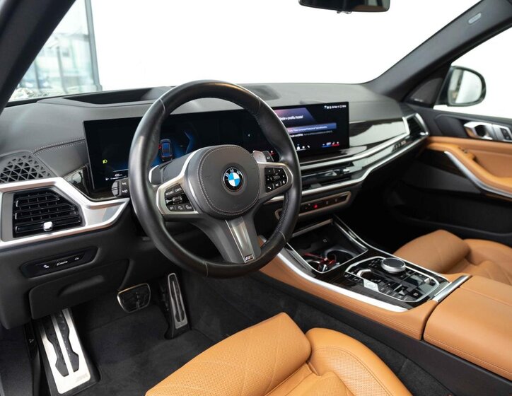 BMW X5 SUV 3,0 l 219 kw