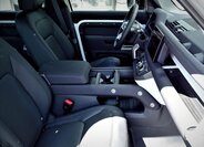 Land Rover Defender SUV / Terénní 3,0 l 147 kw