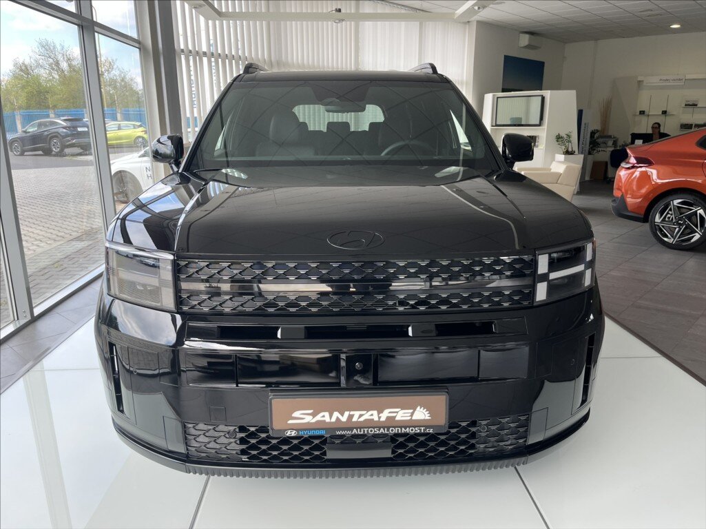 Hyundai Santa Fe SUV / Terénní 1,6 l 185 kw