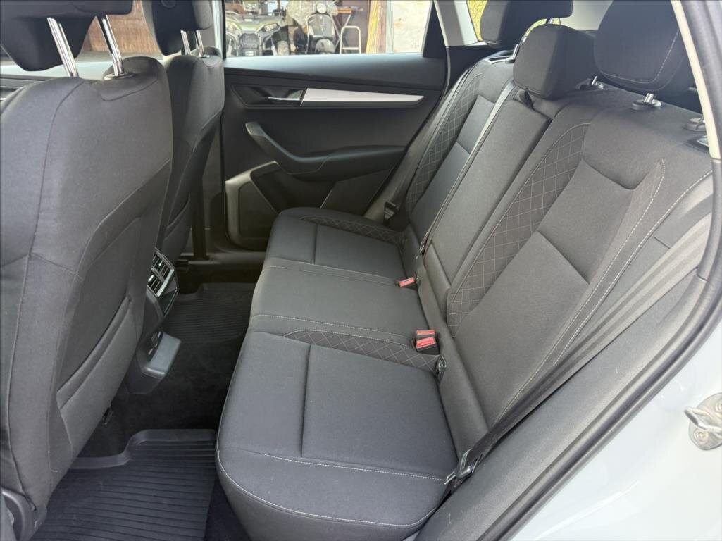 Škoda Karoq SUV / Terénní 1,6 l 85 kw