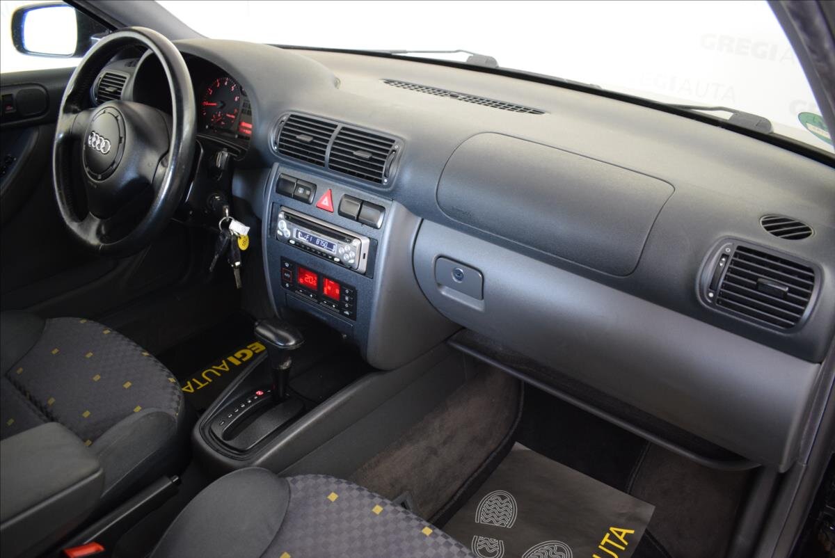 Audi A3 Hatchback 1,6 l 74 kw