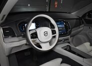 Volvo XC90 SUV / Terénní 2,0 l 184 kw