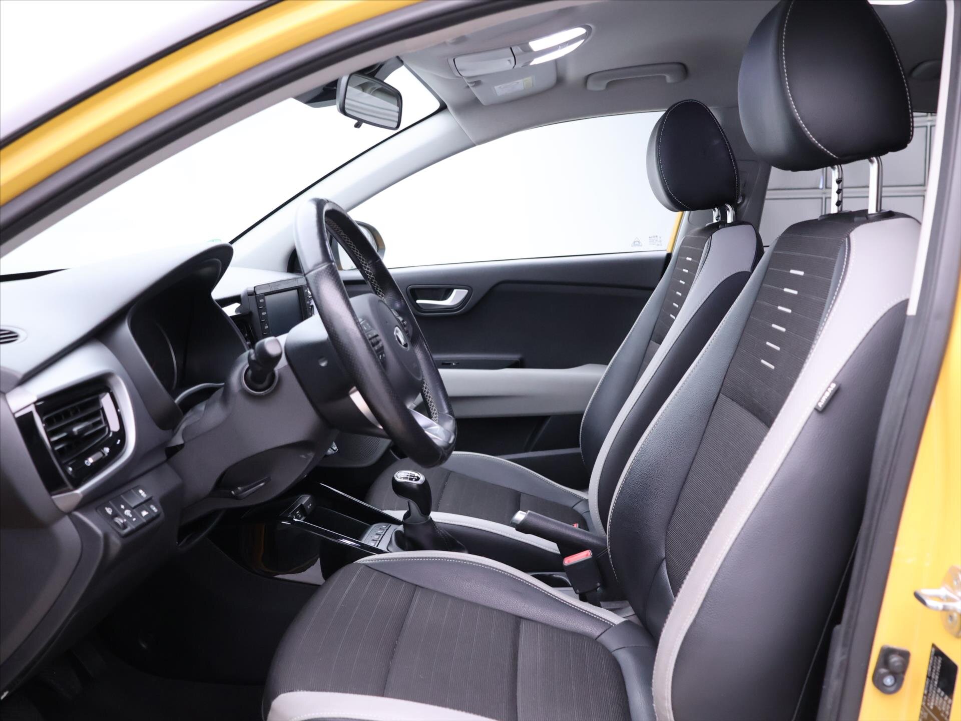 KIA Stonic SUV 998,0 88 kw