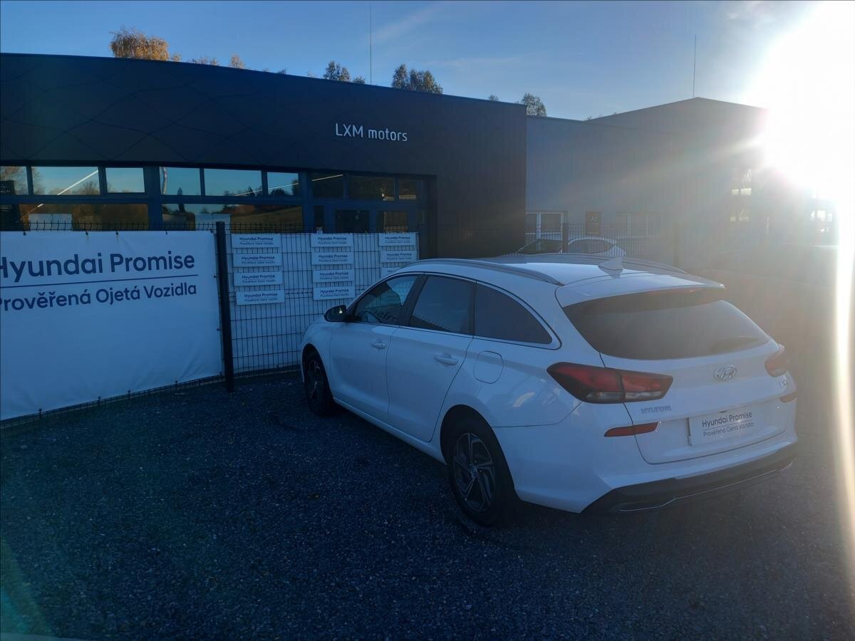 Hyundai i30 Kombi 998,0 88 kw