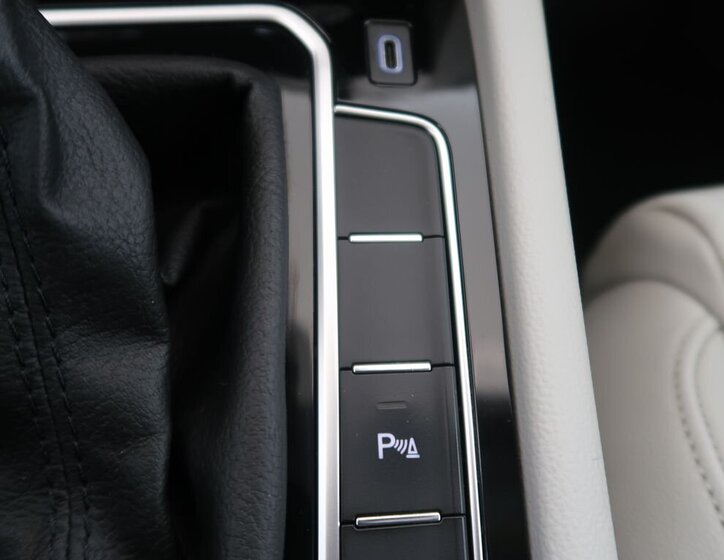 Volkswagen Passat 32