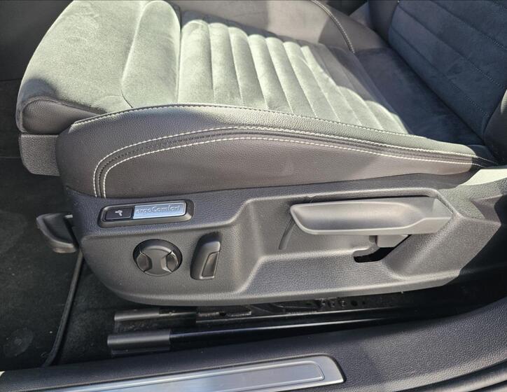 Volkswagen Passat 16