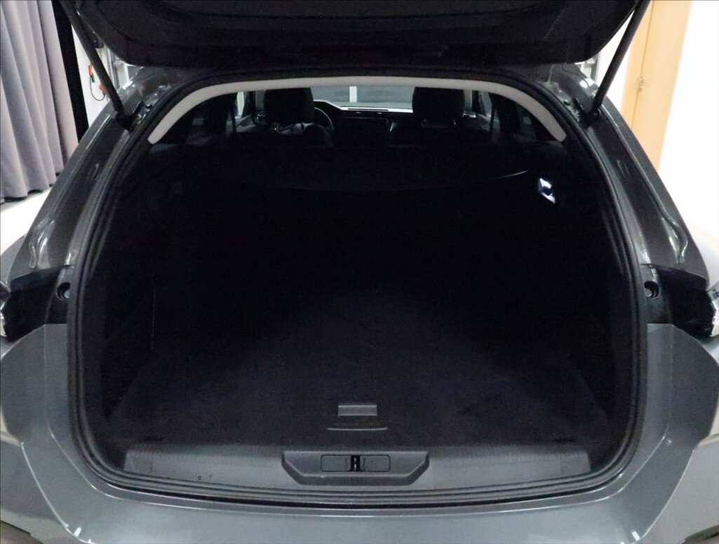 Peugeot 308 Kombi 1,2 l 96 kw