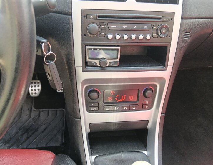 Peugeot 307 Kabriolet 2,0 l 103 kw