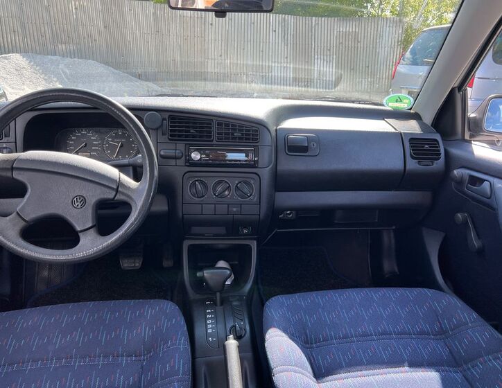 Volkswagen Golf 10