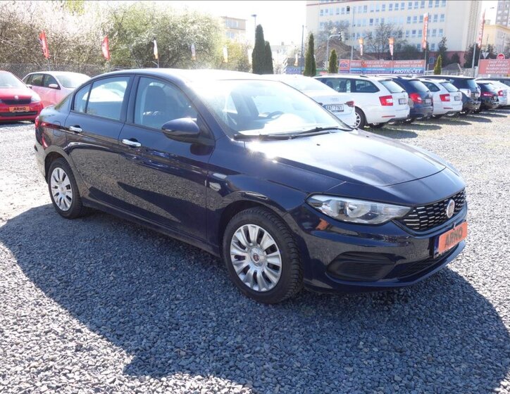 Fiat Tipo Sedan / Limuzína 1,4 l 70 kw