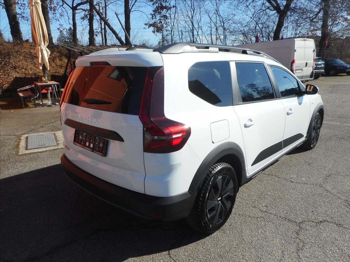 Dacia Jogger Kombi 999,0 81 kw