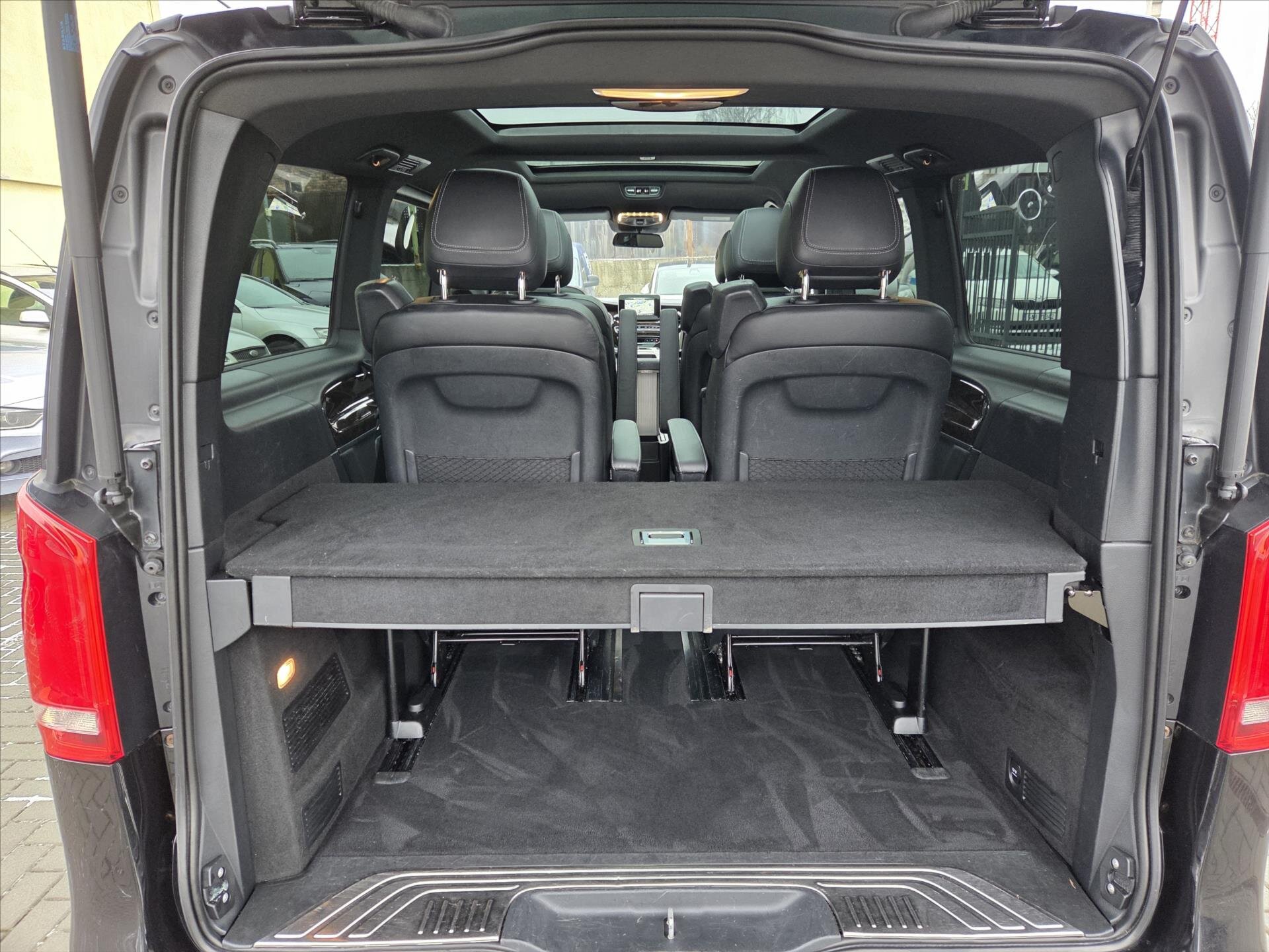 Mercedes-Benz Třídy V Kombi 2,1 l 140 kw