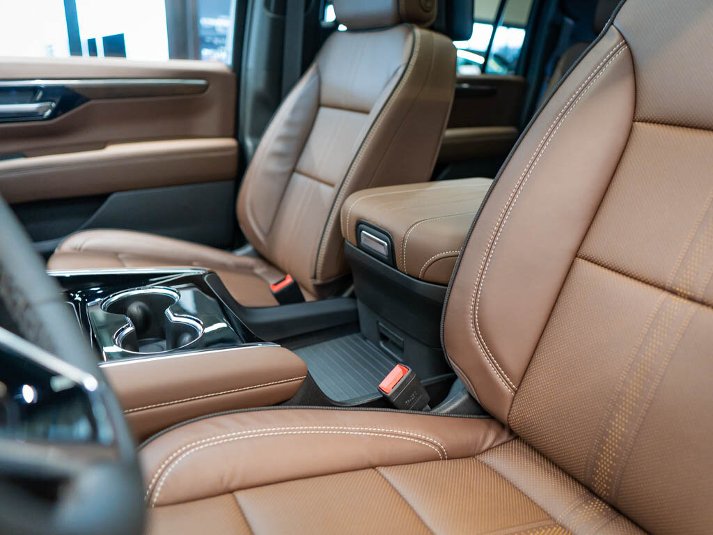 Chevrolet Suburban SUV / Terénní 6,2 l 313 kw