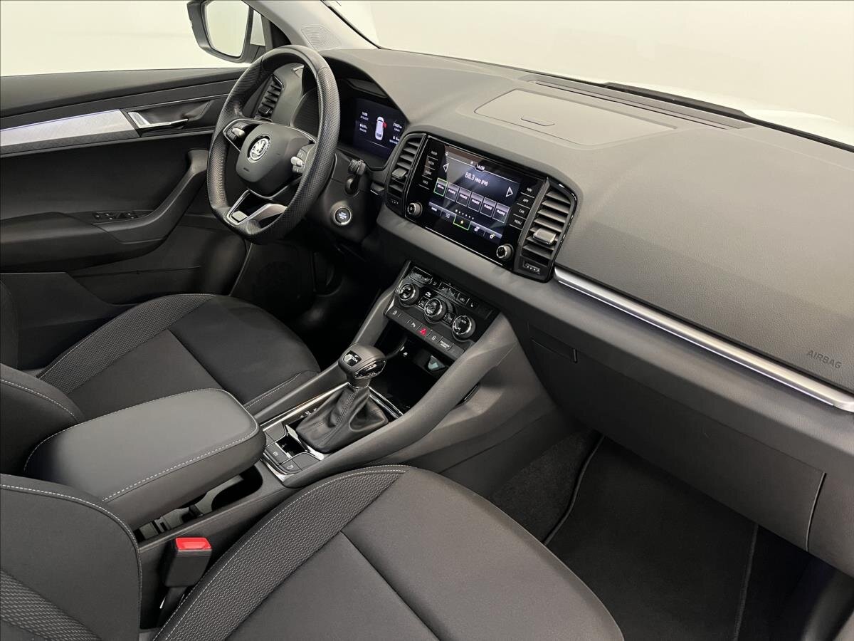 Škoda Karoq SUV / Terénní 1,5 l 110 kw