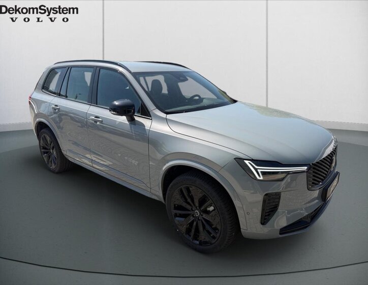 Volvo XC90 SUV / Terénní 2,0 l 0