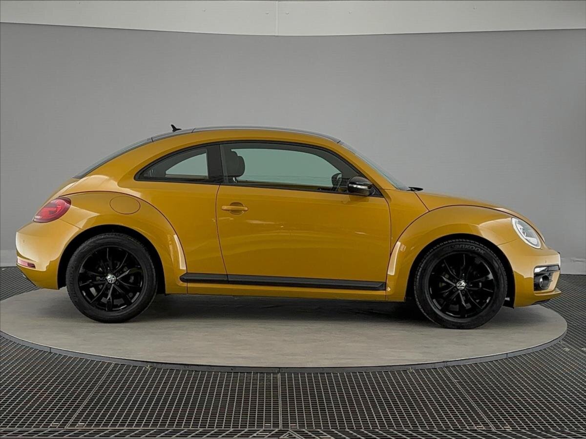 Volkswagen Beetle Hatchback 1,2 l 77 kw