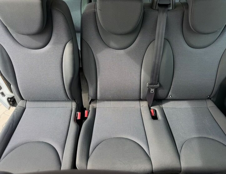 Peugeot Expert MPV 2,0 l 88 kw