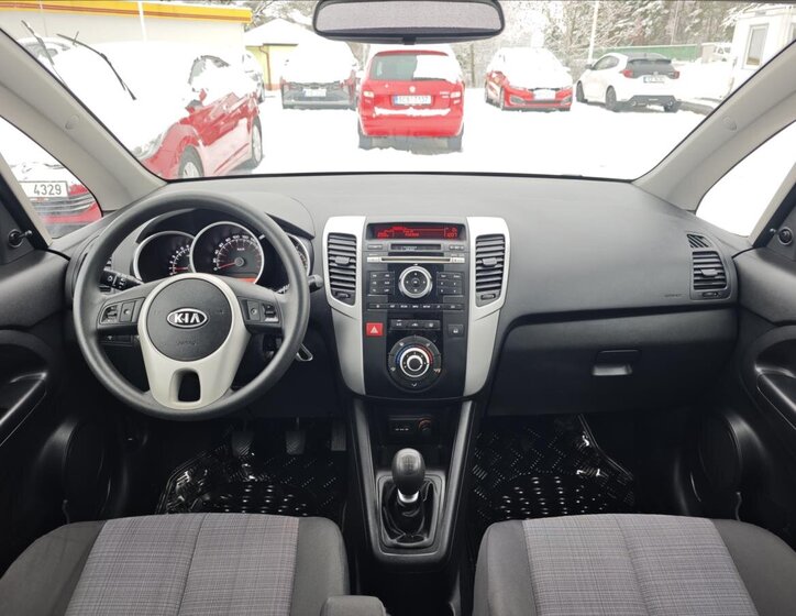 KIA Venga 15
