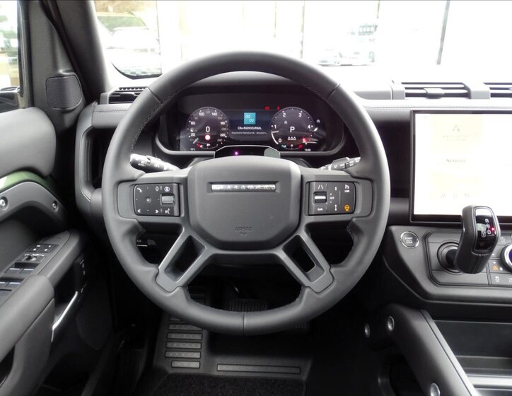 Land Rover Defender SUV / Terénní 3,0 l 183 kw