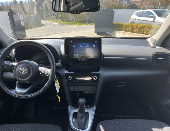 Toyota Yaris Cross SUV / Terénní 1,5 l 68 kw