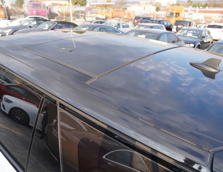 Land Rover Range Rover SUV / Terénní 4,4 l 250 kw